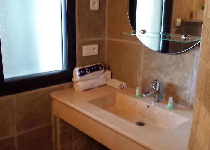 Castelia Lumio (Corsica)